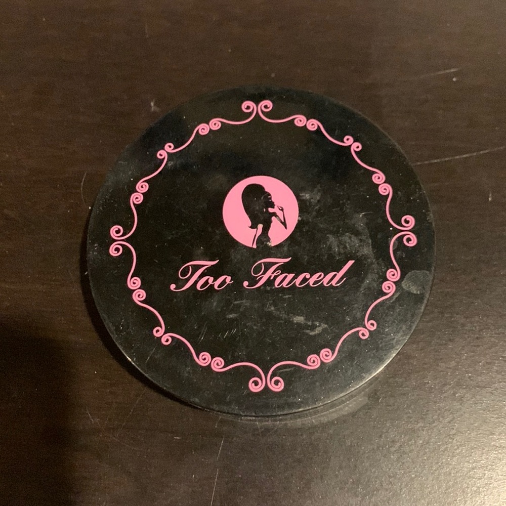 Vintage Too Faced Bronzer.